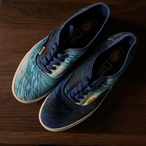 Vans X National Geographic - Ocean Authentics (SIZE 10.5)